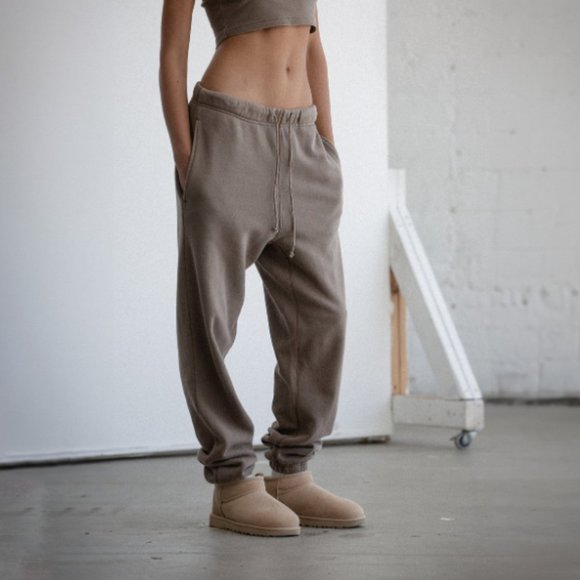 ELWOOD Core High Rise Sweatpants Vintage Brown Size Medium - Picture 1 of 5